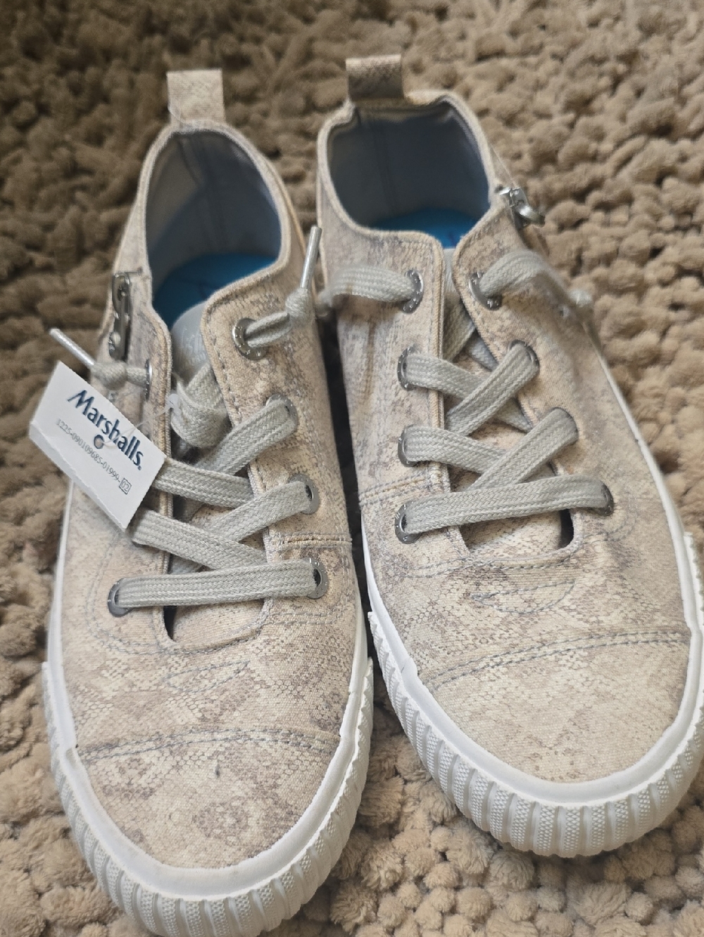 New Blowfish Women's Size‎ 8 Beige Patterned Lace-Up Sneaker Tennis Shoe